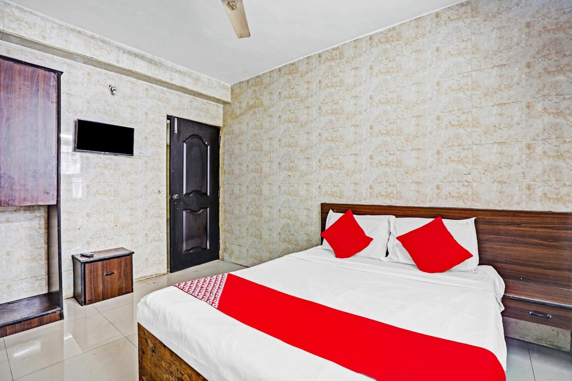 Hotel O Arunachala Guest House Madras Buitenkant foto