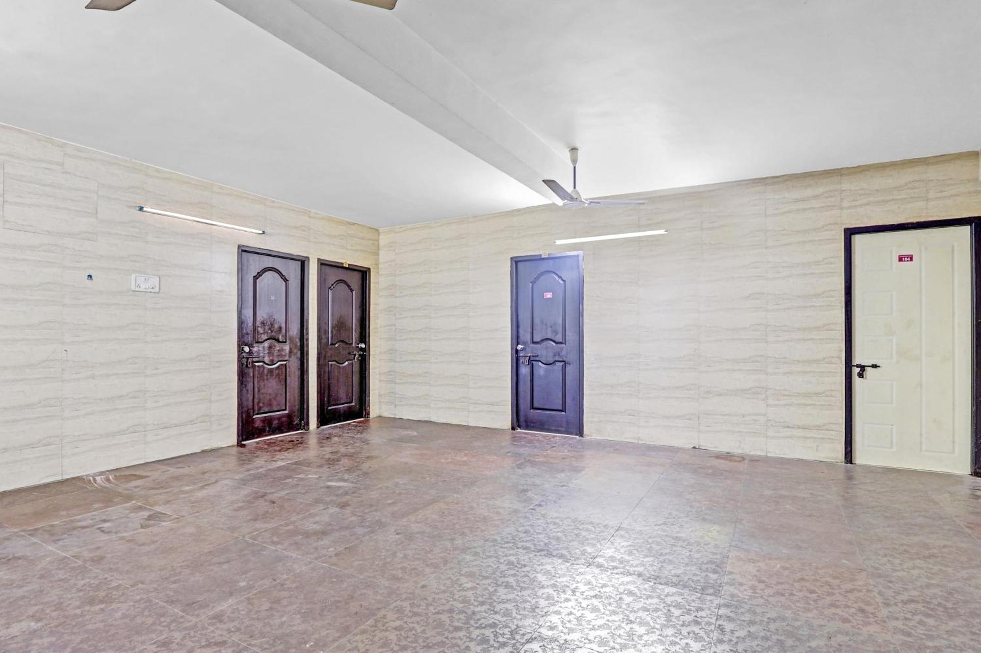 Hotel O Arunachala Guest House Madras Buitenkant foto
